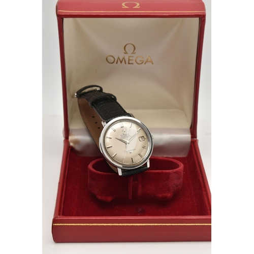 19 - A GENTS 'OMEGA CONSTELLATION' WRISTWATCH, automatic movement, round silver dial signed 'Omega Automa... 