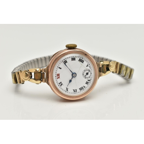 85 - A LADYS 9CT GOLD EARLY 20TH CENTURY WRISTWATCH, manual wind, round white dial, Roman numerals, subsi... 