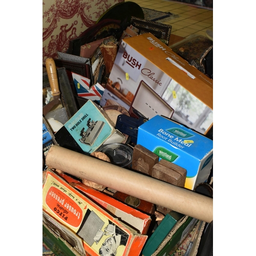 563 - FIVE BOXES AND LOOSE ASSORTED SUNDRY ITEMS, to include photographic accessories including Leningrad ... 