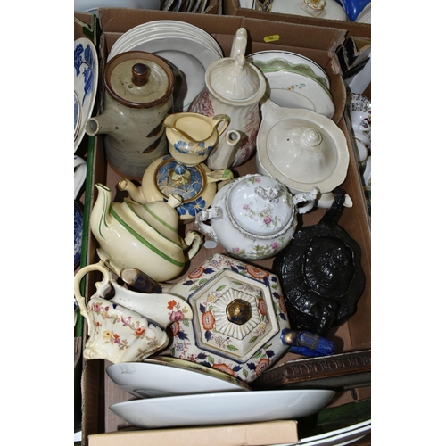 564 - SIX BOXES AND LOOSE DINNER AND TEA WARES ETC, to include Gray's Pottery  teapot and milk jug, blue a... 