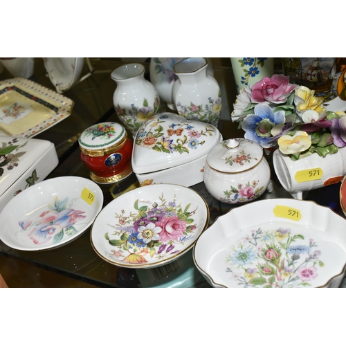 571 - A QUANTITY OF AYNSLEY GIFTWARE, TABLEWARE, ODD TEA WARES, ETC, including two early 20th century coff... 