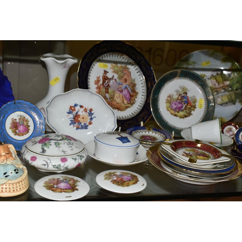 572 - A QUANTITY OF ASSORTED CERAMICS, including an Enesco Guinness Toucan jug, G0046, height 21cm, a Carr... 