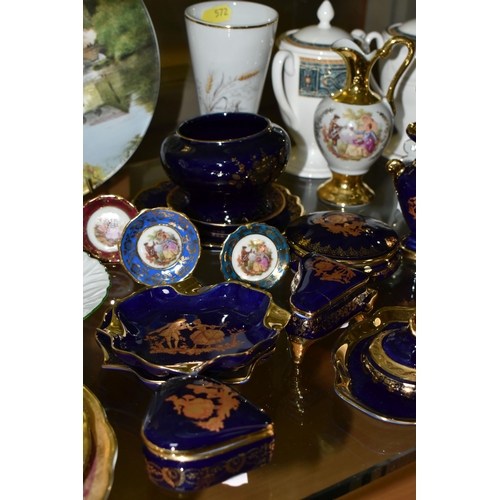 572 - A QUANTITY OF ASSORTED CERAMICS, including an Enesco Guinness Toucan jug, G0046, height 21cm, a Carr... 