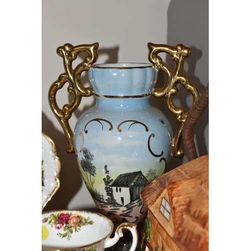 322 - A ROYAL ALBERT 'OLD COUNTRY ROSES' PATTERN TEA SET, comprising a cake plate, milk jug, sugar bowl, f... 