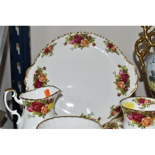 322 - A ROYAL ALBERT 'OLD COUNTRY ROSES' PATTERN TEA SET, comprising a cake plate, milk jug, sugar bowl, f... 