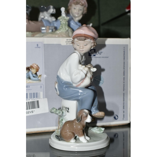 352 - FOUR LLADRO FIGURES OF CHILDREN, comprising a boxed Sweet Dreams model no 1535, sculptor Antonio Ram... 