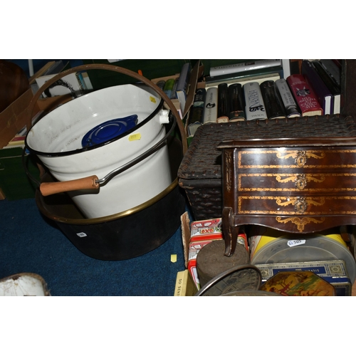 460 - ONE BOX AND LOOSE VINTAGE ADVERTISING TINS, to include a McVitie & Price hinged biscuit tin in the f... 