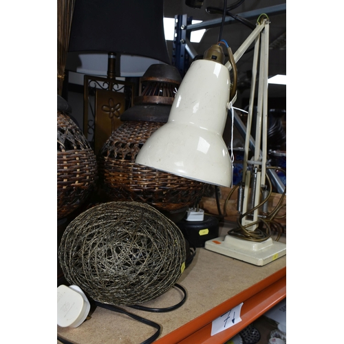 472 - A QUANTITY OF TABLE LAMPS ETC, to include a cream Herbert Terry Anglepoise lamp with square stepped ... 