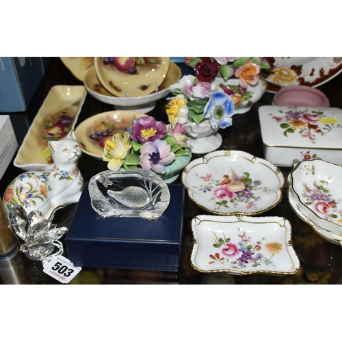 503 - A GROUP OF AYNSLEY 'ORCHARD GOLD' DESIGN AND ROYAL CROWN DERBY 'DERBY POSIES' GIFTWARE, comprising a... 