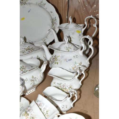 518 - A SEVENTY FIVE PIECE ROYAL ALBERT 'HAWORTH' DINNER SERVICE, comprising two tureens, a meat plate, a ... 