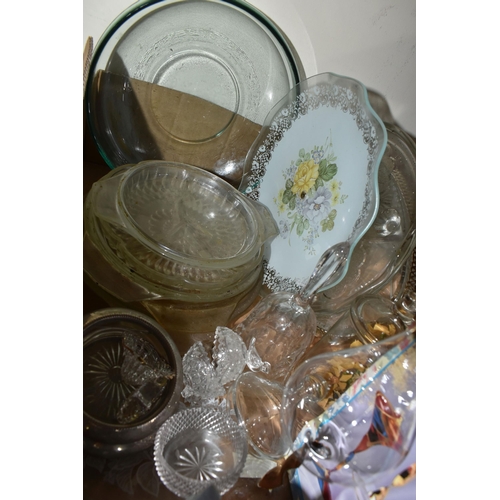 535 - THREE BOXES AND LOOSE GLASSWARES, to include a five piece uranium glass part dressing table set, a M... 