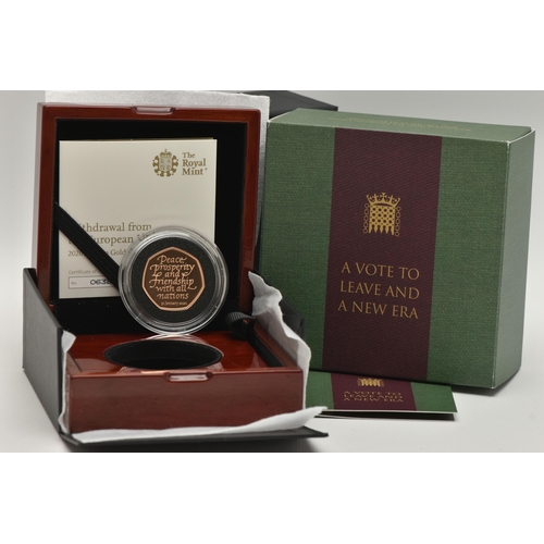 152 - ROYAL MINT WITHDRAWAL FROM THE EUROPEAN UNION 2020 GOLD PROOF FIFTY PENCE COIN, 916.7 Au, approximat... 