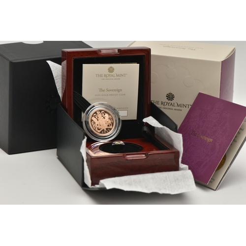 159 - ROYAL MINT 2022 QUEEN ELIZABETH GOLD PROOF JUBILEE SOVEREIGN COIN, 916.7 Au, 22.05mm diameter, 7.98 ... 