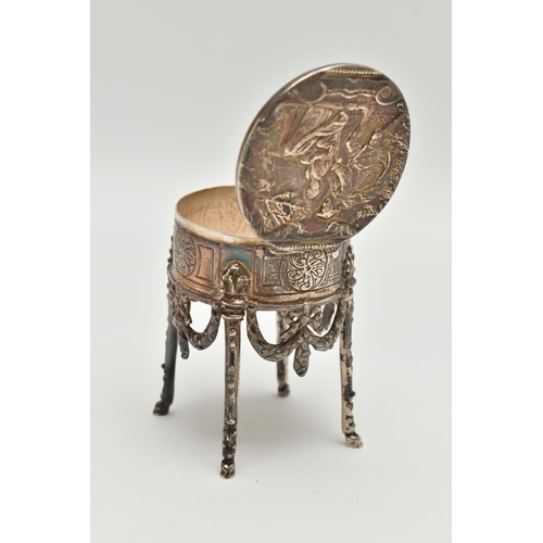 162 - AN EARLY 20TH CENTURY CONTINENTAL SILVER TRINKET BOX IN THE FORM OF A DRUM TOP TABLE WITH HINGED LID... 