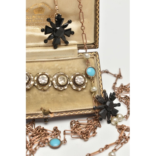 104 - A SELECTION OF LATE 19TH CENTURY AND EARLY 20TH CENTURY JEWELLERY, to include a cased set of five pa... 