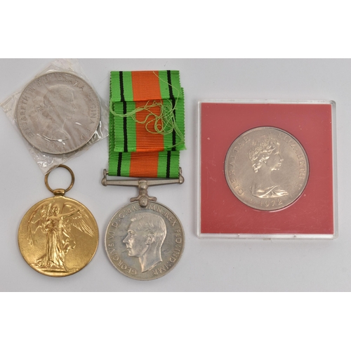 130 - TWO COMMEMORATIVES AND TWO MEDALS, to include a cased 'Gibraltar 1947-1972' commemorative, a Churchi... 