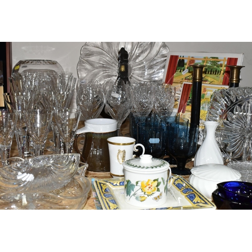 375 - A GROUP OF GLASS WARES, CERAMICS AND A PAIR OF CANDLESTICKS, to include six dark blue Wedgwood glass... 