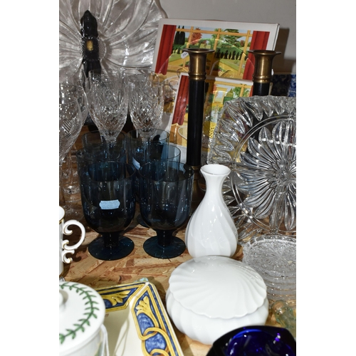 375 - A GROUP OF GLASS WARES, CERAMICS AND A PAIR OF CANDLESTICKS, to include six dark blue Wedgwood glass... 