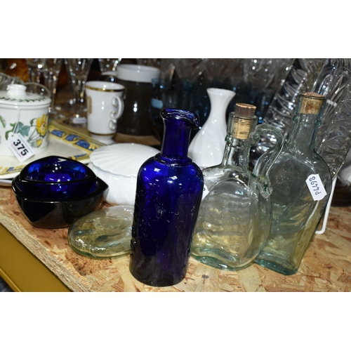 375 - A GROUP OF GLASS WARES, CERAMICS AND A PAIR OF CANDLESTICKS, to include six dark blue Wedgwood glass... 