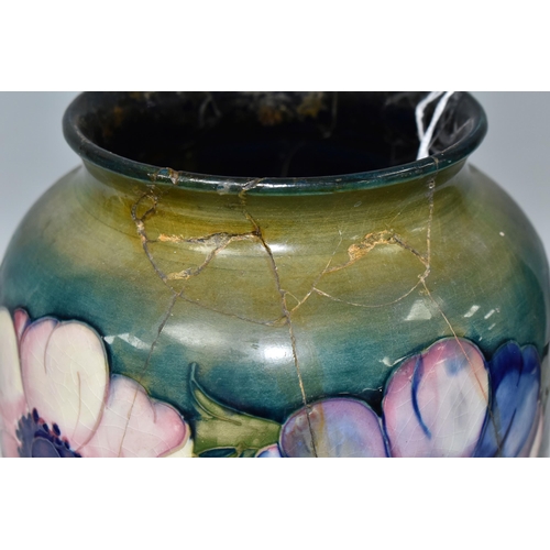 419 - A LARGE MOORCROFT POTTERY 'ANEMONE' PATTERN VASE, with tube lined Anemone pattern on a graduated gre... 