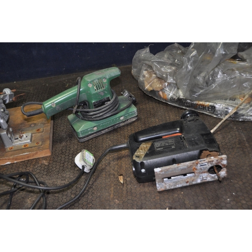 1098 - A CLARKE 6in BENCH GRINDER with wire wheel and drill sharpening attachment (switch broken), a Black ... 