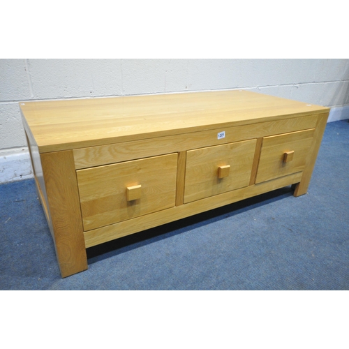 1221 - A LIGHT OAK COFFEE TABLE, with six drawers, width 118cm x depth 56cm x height 43cm (condition report... 