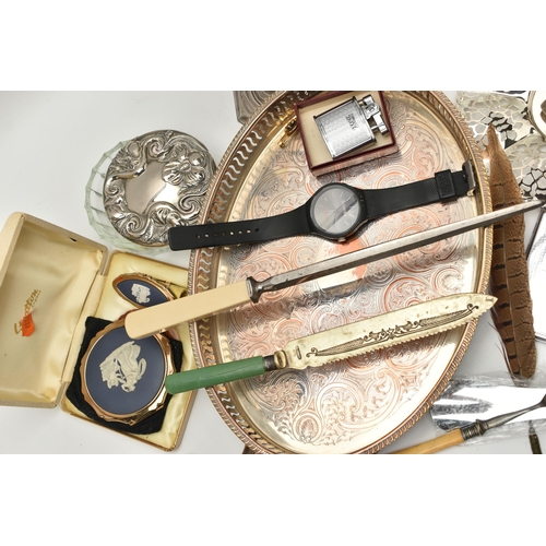 11 - A BOX OF ASSORTED ITEMS, to include a Stratton compact and lip view set, a feather quill pen, a 'Sup... 