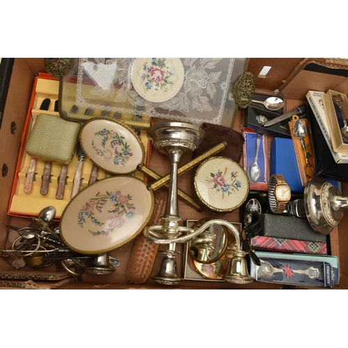 18 - A BOX OF ASSORTED ITEMS, to include a wooden canteen, encasing a selection of kings pattern cutlery,... 