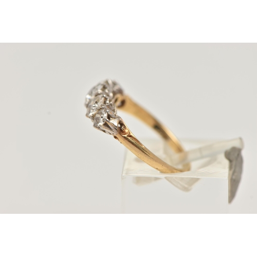 37 - AN EARLY 20TH CENTURY FIVE STONE DIAMOND RING, five old cut diamonds, approximate total diamond weig... 