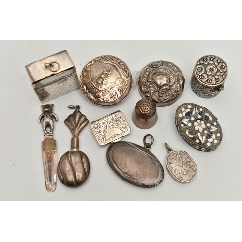 128 - A BAG OF SILVER AND WHITE METAL ITEMS, to include an early 20th century silver pill box, hallmarked ... 