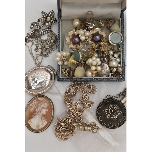 97 - A BAG OF ASSORTED JEWELLERY, to include a white metal Russian suite of jewellery, to include a pair ... 