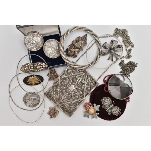 98 - ASSORTED ITEMS, to include two late Victorian silver circular buttons hallmarked 'Isaac Manheim' Lon... 