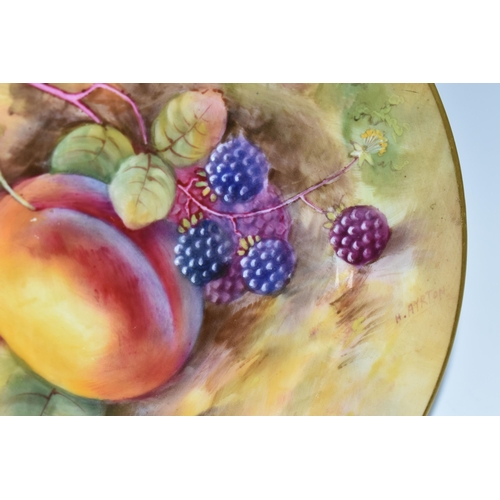 368 - A ROYAL WORCESTER CABINET PLATE BY HARRY AYRTON, painted with plums and blackberries in a naturalist... 