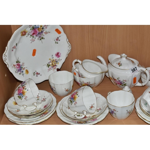 387 - A QUANTITY OF ROYAL CROWN DERBY 'DERBY POSIES' PATTERN TEA WARES, ETC, comprising, two bread and but... 