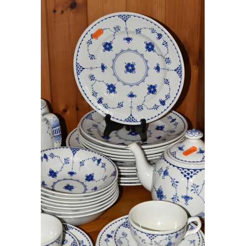 393 - MASON'S DENMARK PATTERN DINNERWARE, comprising a teapot, milk jug, sugar bowl, six dinner plates, si... 