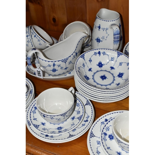 393 - MASON'S DENMARK PATTERN DINNERWARE, comprising a teapot, milk jug, sugar bowl, six dinner plates, si... 