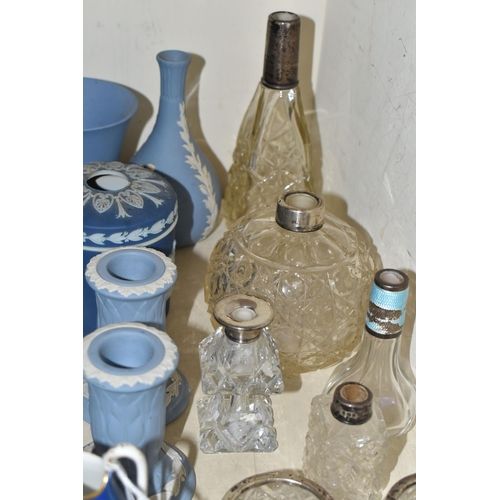 398 - A GROUP OF WEDGWOOD JASPERWARE, SILVER RIMMED BOTTLES AND A NINETEENTH CENTURY 'TRUSTY SERVANT' JUG,... 