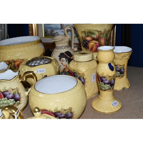 414 - A COLLECTION OF AYNSLEY 'ORCHARD GOLD' PATTERN GIFTWARE, comprising a preserve pot, ginger jar, tea ... 