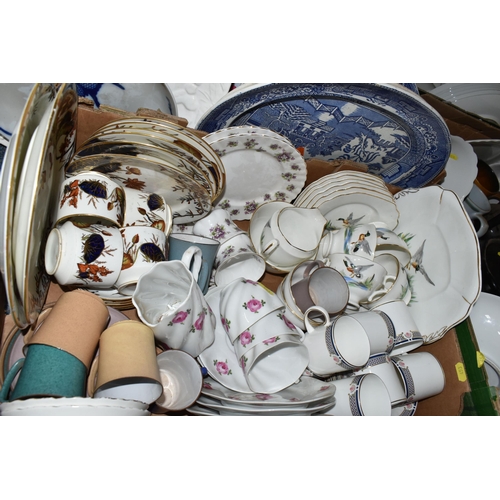 453 - SIX BOXES OF CERAMICS, DINNERWARE AND TEAWARE, to include a wedgwood 'Waverly' pattern coffee set, b... 