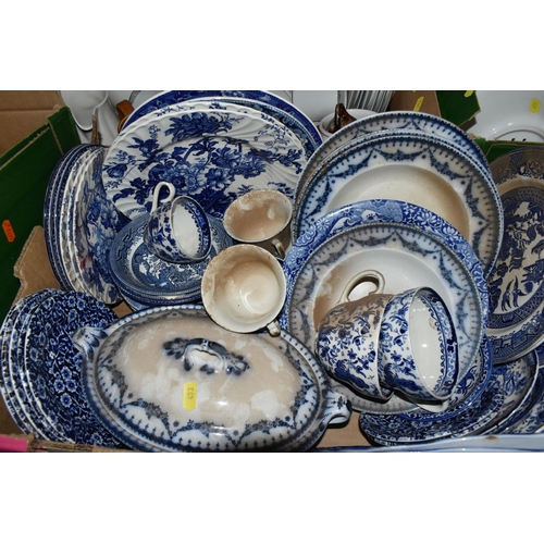 453 - SIX BOXES OF CERAMICS, DINNERWARE AND TEAWARE, to include a wedgwood 'Waverly' pattern coffee set, b... 