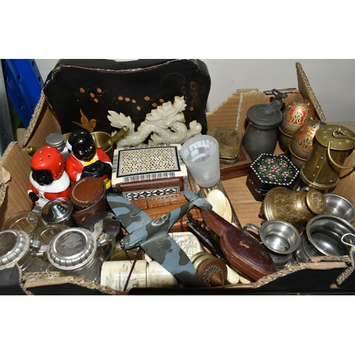 465 - ONE BOX OF BRASSWARE AND SUNDRIES, to include a T.G Co. Ltd. brass compass, a pocket telescope made ... 