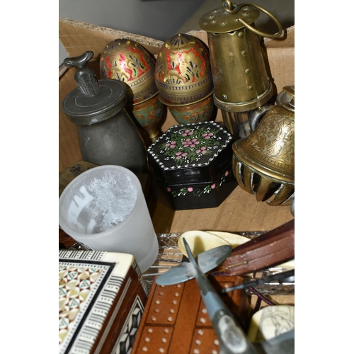 465 - ONE BOX OF BRASSWARE AND SUNDRIES, to include a T.G Co. Ltd. brass compass, a pocket telescope made ... 