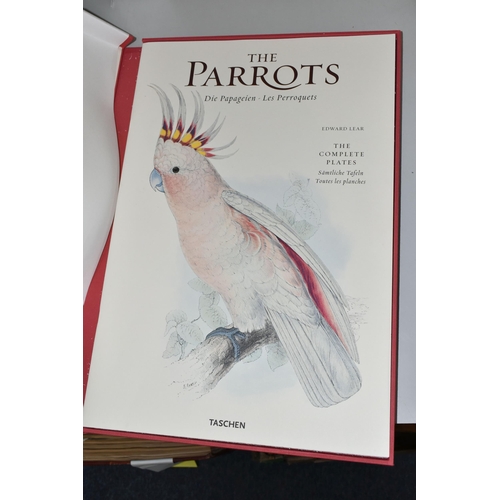 488 - THE PARROTS Die Papageien - Les Perroquets, Edward Lear, The Complete Plates, complete with text vol... 