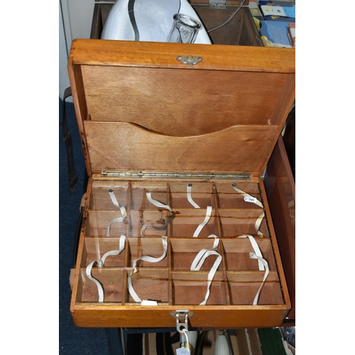 505 - A  SMALL QUANTITY OF MEDICAL AND SHAVING EQUIPMENT ETC, to include an enamel bedpan, glass nursing u... 