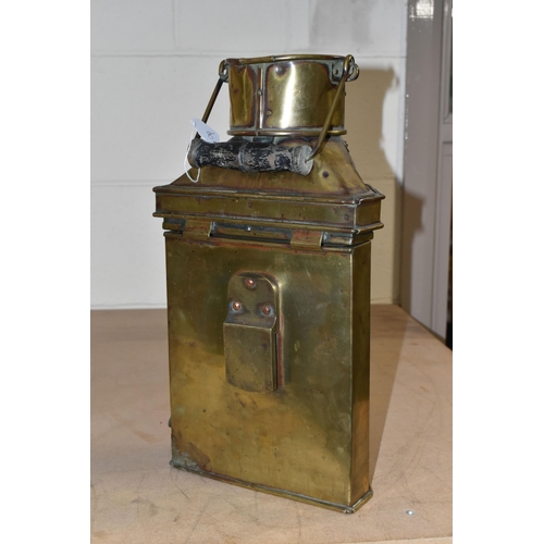 515 - AN EARLY 20TH CENTURY BRASS BULKHEAD LAMP BY ELI. GRIFFITHS & SONS BIRMINGHAM 1912, stamped E.G. & S... 