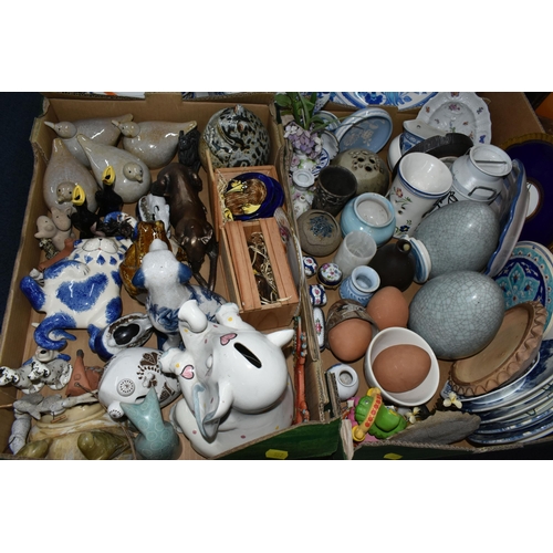 557 - TWO BOXES OF CERAMICS, to include a blue and white hand painted Turkish charger, blue and white 'Wil... 