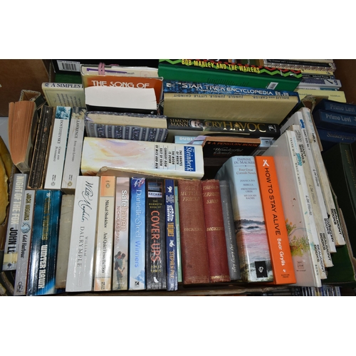 581 - FIVE BOXES OF ASSORTED BOOKS, to include Folio Society titles, authors include Primo Levi, Pliny, Ma... 