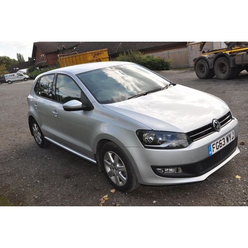 1001 - A 2013 VOLKSWAGEN POLO 1.4 FIVE DOOR HATCHBACK CAR, REGISTRATION NO- FG63 WYJ, in silver grey with a... 