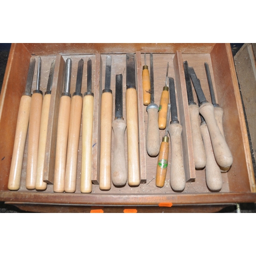 1092 - TWO TRAYS CONTAINING VARIOUS TOOLS, to include spanners, saws, a quantity of wood working chisels, a... 