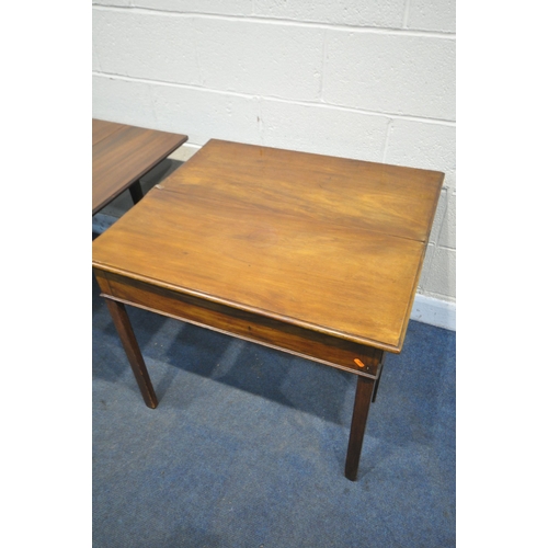 1205 - A GEORGIAN MAHOGANY PEMBROKE TABLE, with four drawers, open width 117cm x closed width 65cm x depth ... 